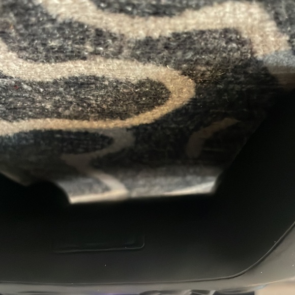 XBOX controller squish toy like new - Picture 6 of 7